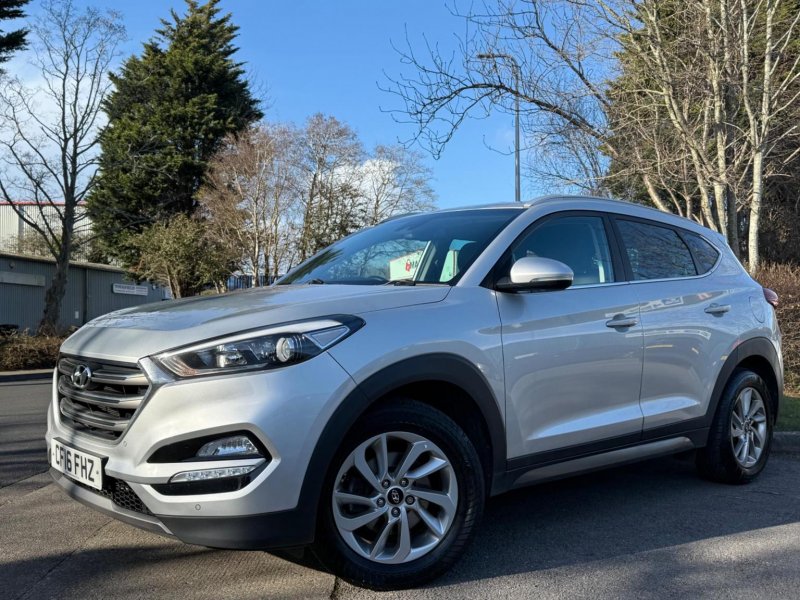 HYUNDAI TUCSON 1.7 CRDi Blue Drive Premium Euro 6 (s/s) 5dr