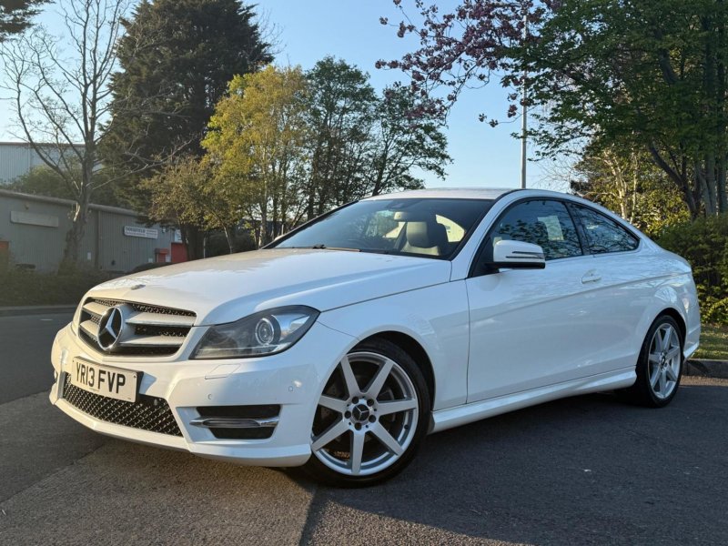 MERCEDES-BENZ C CLASS 2.1 C220 CDI BlueEfficiency AMG Sport G-Tronic+ Euro 5 (s/s) 2dr