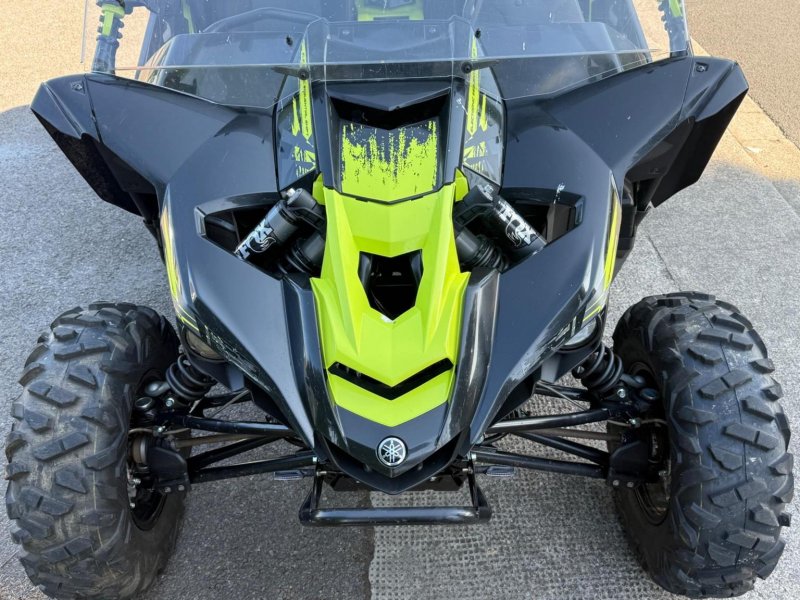 YAMAHA 
