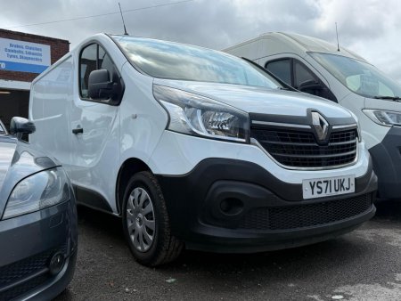 RENAULT TRAFIC 2.0 dCi ENERGY 28 Business SWB Standard Roof Euro 6 (s/s) 5dr